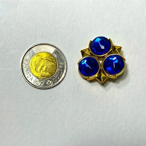 The Legend of Zelda Ocarina of Time - The Spiritual Stone : Zora's Sapphire Pin - Picture 3 of 5